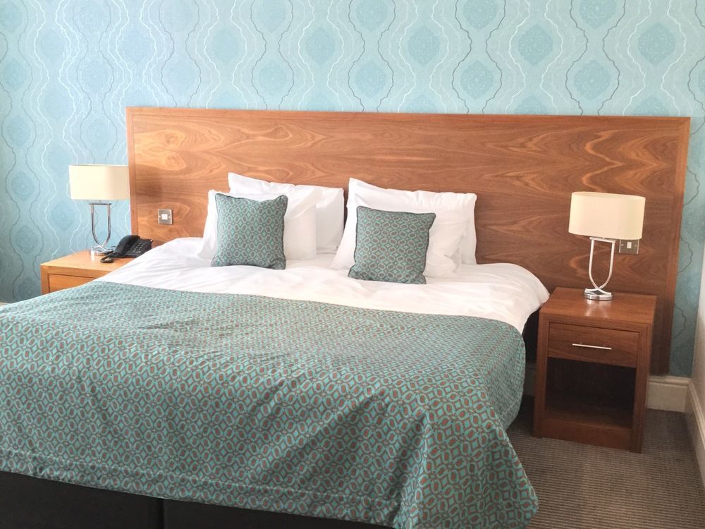The Boleyn Staines-upon-Thames